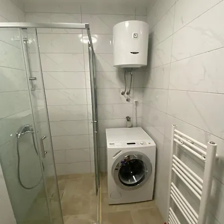 Daire Tom Lux, Stan Na Dan, Lukavica, Istocno Sarajevo